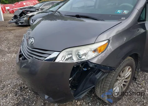2012 Toyota Sienna Xle V6 8 Passenger from USA, damaged, VIN 5TDYK3DC5CS224787